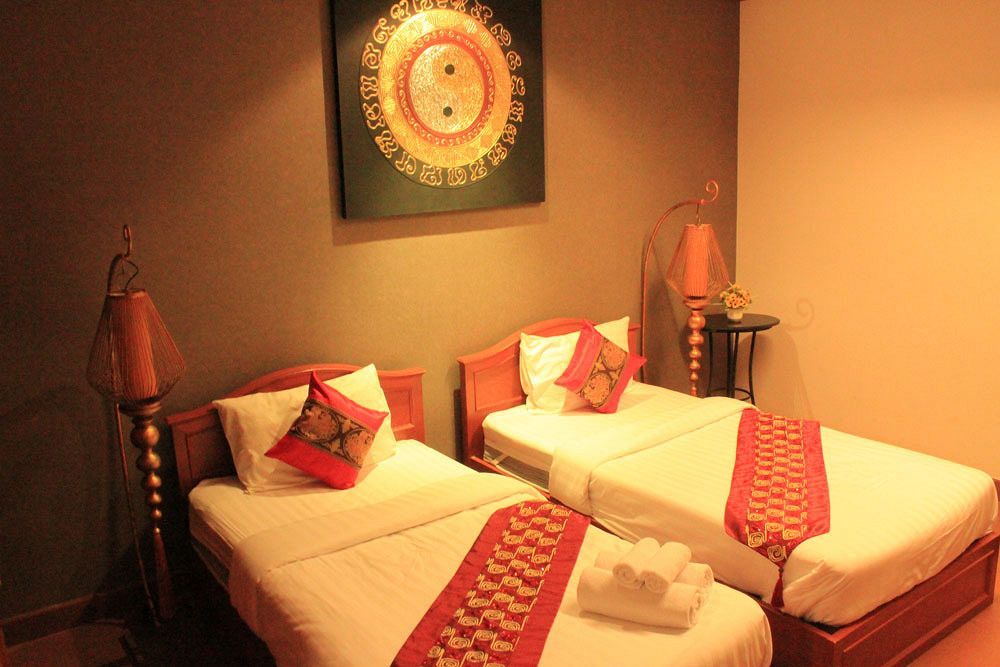 V Residence Hotel Chiang Mai Bagian luar foto