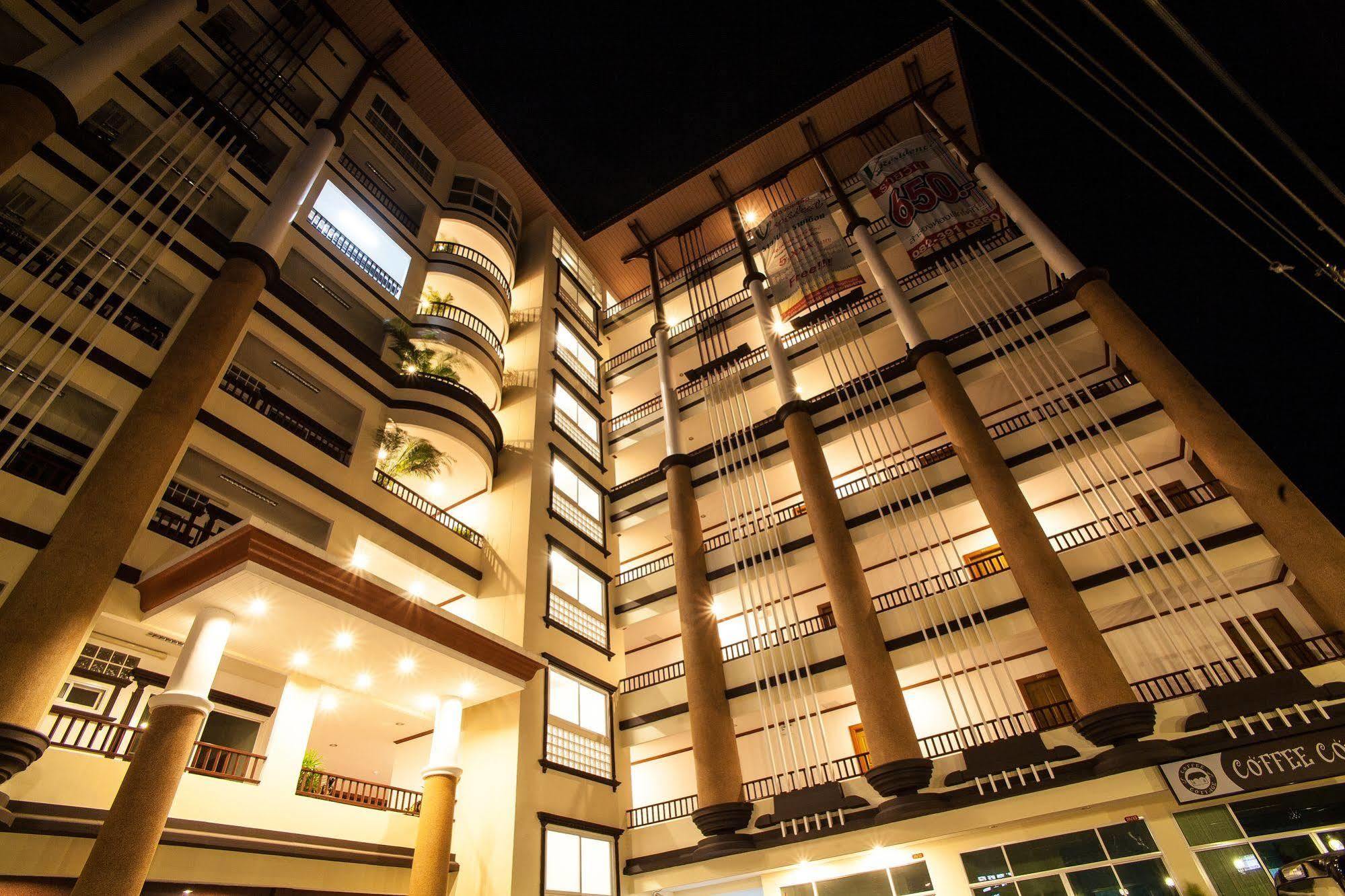 V Residence Hotel Chiang Mai Bagian luar foto